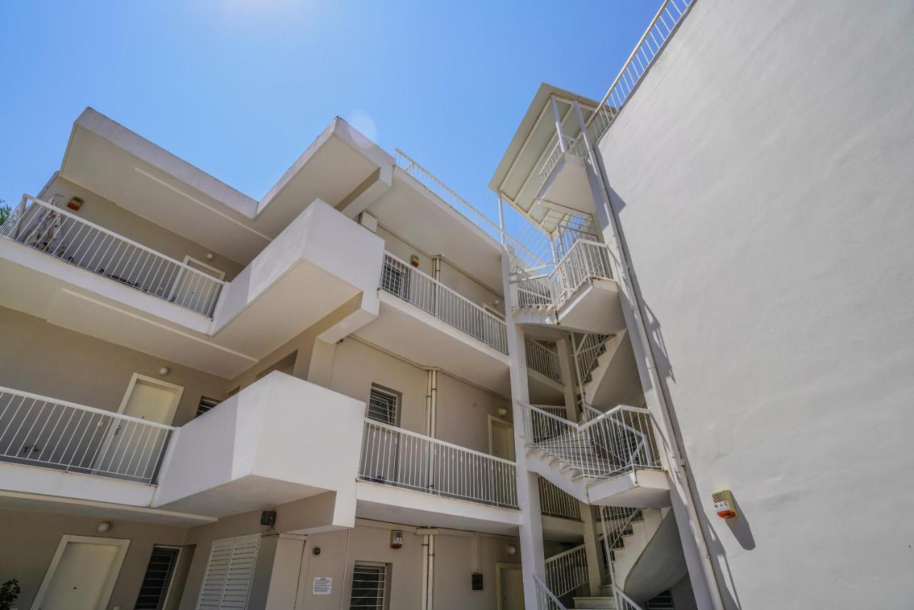 Bliss Living Apartment Vouliagmeni Exterior photo